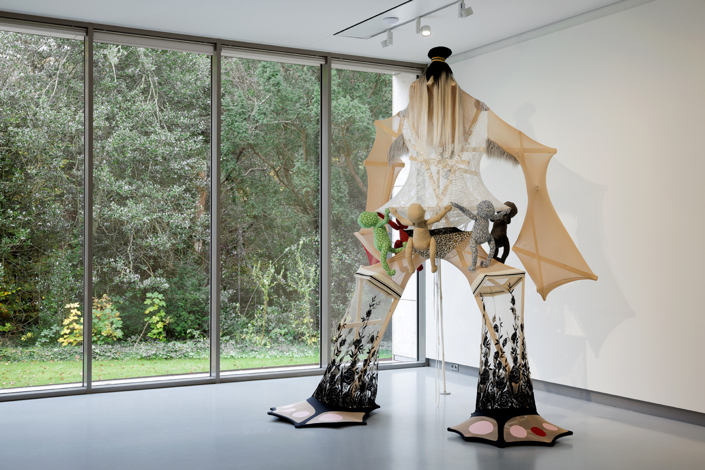 Lara Schnitger - Stitch Witch. Foto Aad Hoogendoorn